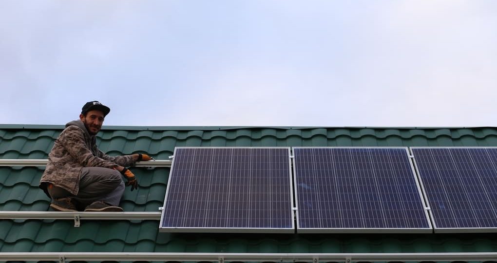 Panel solar en Guatemala: cómo reducir tu factura de electricidad al mínimo