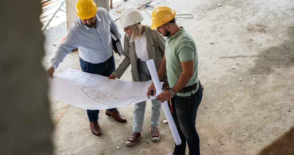 Guía para seleccionar sistemas livianos en interiores: claves para Panamá